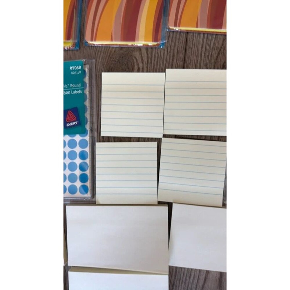 Avery Label Books and Color Coding Labels Bundle - Picture 4 of 5